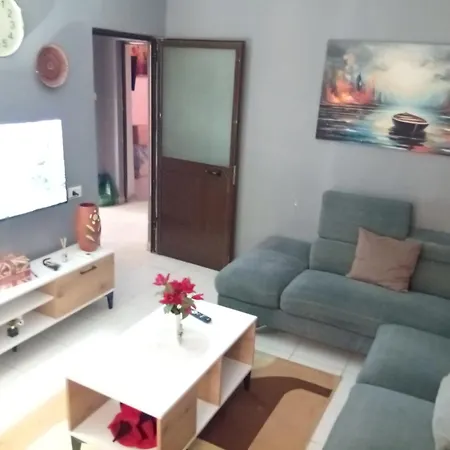 Apartment Cozzy Cottage, In Center Of